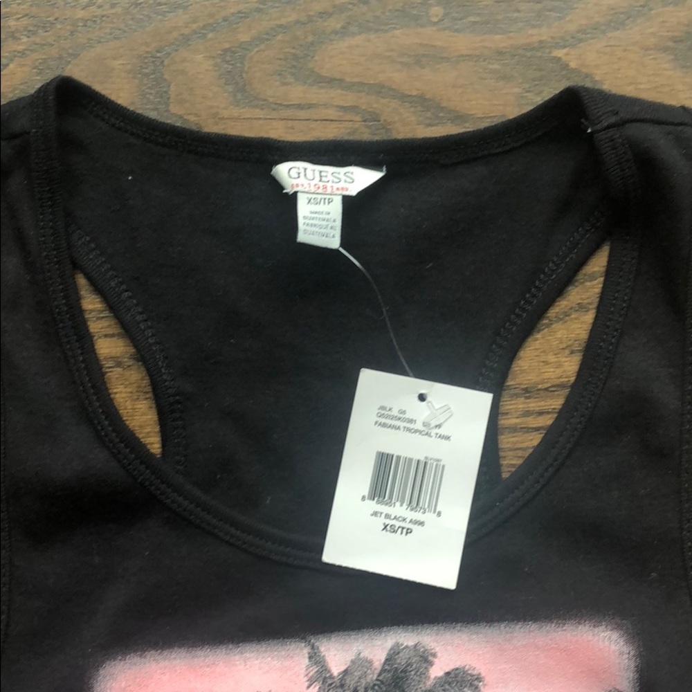 NWT GUESS Tank Top - Picture 3 of 3